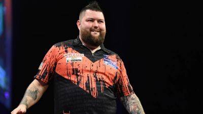 Peter Wright - Michael Smith - Jonny Clayton - Michael Smith moves to top of Premier League table - rte.ie - Belgium - Scotland - county Price - county Clayton