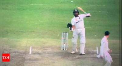 Watch: Rohit Sharma straightaway takes DRS after umpire decision leaves him frustrated - timesofindia.indiatimes.com - Australia - India -  New Delhi
