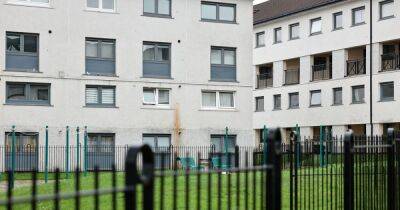 Fire crews scrambled to blaze on Rochdale estate - manchestereveningnews.co.uk - Manchester - Romania