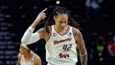 Phoenix Mercury - Diana Taurasi - Brittney Griner - AP source: Griner re-signs with Mercury - tsn.ca - Russia