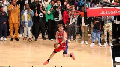 Mac McClung dominates field to win NBA's Slam Dunk Contest - espn.com -  Chicago - Los Angeles -  Salt Lake City