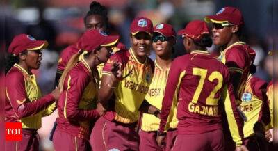 Hayley Matthews - Women's T20 World Cup: West Indies beat Pakistan by 3 runs in a thriller - timesofindia.indiatimes.com - Ireland - India -  Sana - Pakistan - county Park