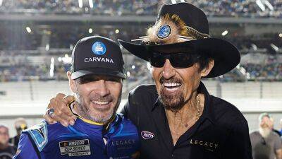 NASCAR legend Richard Petty takes issue with team owners' moves: 'It's been strange to me'