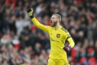 De Gea equals Schmeichel's clean sheet record at Man United after Leicester win