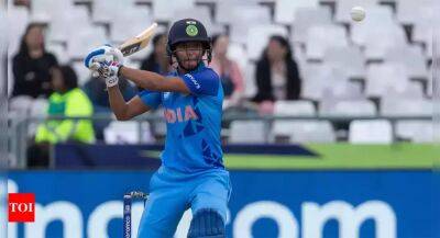 Danni Wyatt - Rohit Sharma - Martin Guptill - Harmanpreet Kaur becomes first cricketer to play 150 T20Is - timesofindia.indiatimes.com - Ireland - New Zealand - India - Pakistan