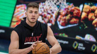 Michael Reaves - Meyers Leonard, who used antisemitic slur in 2021 livestream, returns to NBA on 10-day contract: report - foxnews.com - Usa - Florida - county Miami - county Bucks -  Oklahoma City -  New Orleans - county Williamson