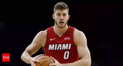 Meyers Leonard signed by Milwaukee Bucks for a 10-day contract: Report - timesofindia.indiatimes.com - county Bucks - Los Angeles -  Oklahoma City -  Portland - state Oklahoma
