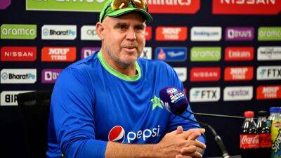 Matthew Hayden Ready To Help Solve Australian Batting Woes Against Indian Spinners: Report