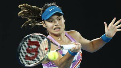 Emma Raducanu: British No. 1 'loves tennis too much not to figure it out' says former coach Dmitry Tursunov