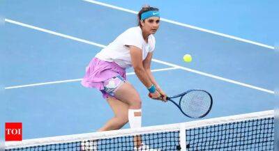 Martina Hingis - Sania Mirza ends career with first round defeat in Dubai - timesofindia.indiatimes.com - Russia - France - Switzerland - Usa - Australia - Dubai - Madison