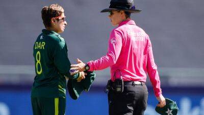 Nat Sciver - Heather Knight - Amy Jones - Megan Schutt - Danni Wyatt - Sophie Ecclestone - Pakistan's Nida Dar Becomes Leading Wicket-taker In Women's T20Is, Pakistan Lose To England - sports.ndtv.com - Australia - South Africa -  Sana - Pakistan