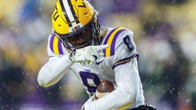Brian Kelly - LSU's Malik Nabers charged with illegally carrying weapon - espn.com - France - state Louisiana - parish Orleans