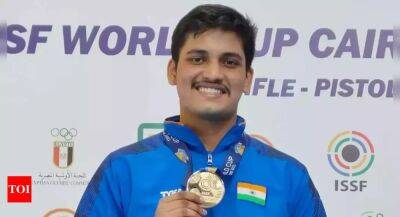 Unwell Rudrankksh Patil wins maiden individual shooting World Cup gold - timesofindia.indiatimes.com - Germany