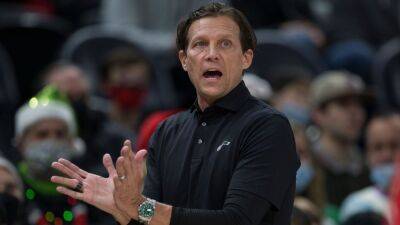 Adrian Wojnarowski - Mike Budenholzer - Quin Snyder - Hawks GM calls out Quin Snyder among coaching candidates - espn.com - county Bucks -  Atlanta - state Utah - state Golden