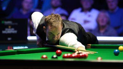 Players Championship 2023: Ali Carter thrashes Welsh Open champion Robert Milkins to progress to last four