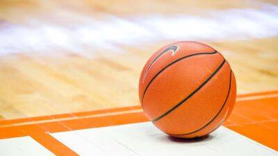 Jahmir Harris, a top high school basketball player, lost a season to COVID, denied fifth year of eligibility - foxnews.com - New York