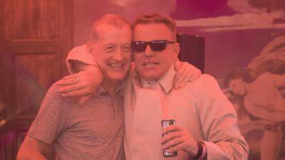 John Higgins - Stephen Hendry - Steve Davis - Steve Davis to support Blur and Paul Weller at sold-out Wembley concert as snooker icon enjoys huge break as DJ - eurosport.com - Britain -  Coventry