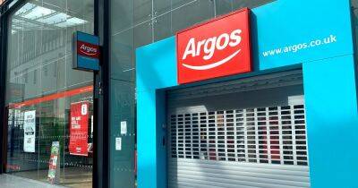 Martin Lewis - Argos to start shutting large stores across the UK in WEEKS after deal with Sainsbury's - manchestereveningnews.co.uk - Britain - Scotland - state Indiana - county Newport