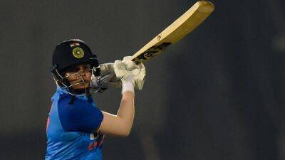 Alyssa Healy - Annabel Sutherland - Virender Sehwag - Shafali Verma - She Needs To Play Like Virender Sehwag In Semi-Final Against Australia: Shafali Verma's Father - sports.ndtv.com - Australia - India