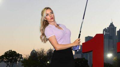Golf influencer Paige Spiranac posts tip video in low-cut shirt, fans can't contain themselves