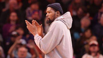 Kevin Durant scrimmages with Suns, but ruled out Friday vs. OKC