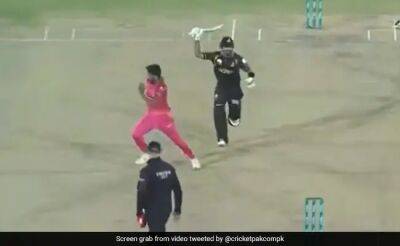 Babar Azam - Hasan Ali - Babar Azam Scares Pakistan Teammate With Bat In PSL Game. Watch What Happens Next - sports.ndtv.com - Pakistan -  Islamabad