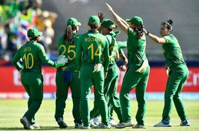 Laura Wolvaardt - Heroic Proteas fall short at packed Newlands final, SA's World Cup wait continues - news24.com - Australia - South Africa