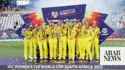 Beth Mooney - Megan Schutt - Matthew Wade - Jess Jonassen - Ashleigh Gardner - Australia win Women’s T20 World Cup for 3rd straight title - arabnews.com - Manchester - Australia - South Africa -  Cape Town - Saudi Arabia - Pakistan - county Kings