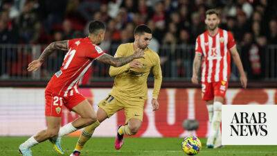 Barcelona stunned by 1-0 loss at Almeria, fails to grow lead