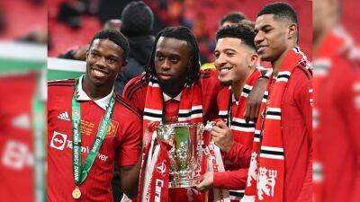 Manchester United Win League Cup To End Six-Year Trophy Drought