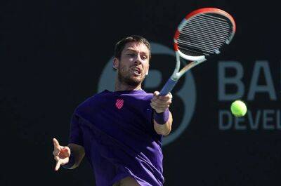 Norrie downs ailing Alcaraz to win Rio ATP crown