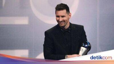 Lionel Messi - Kylian Mbappe - Messi-Mbappe di Karpet Hijau The Best FIFA Awards - sport.detik.com