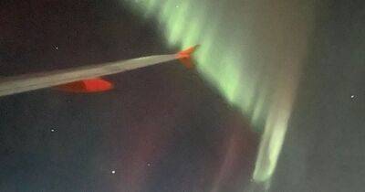Easyjet pilot does 360 turn to give all passengers a glimpse of 'incredible' Northern Lights on flight to Manchester
