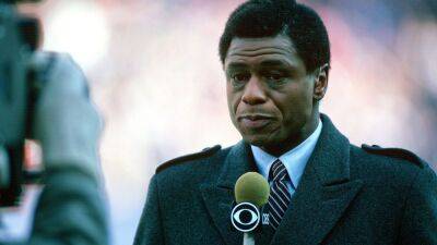 Irv Cross, former NFL star and analyst who died in 2021, had CTE