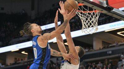 NBA roundup: Five players ejected as Magic drop Wolves
