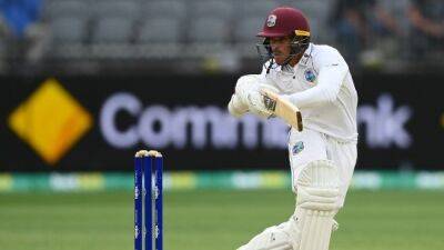 Graeme Smith - West Indies - Kyle Mayers - Chanderpaul hits unbeaten double ton for West Indies - news24.com - Australia - South Africa - Zimbabwe - Bangladesh