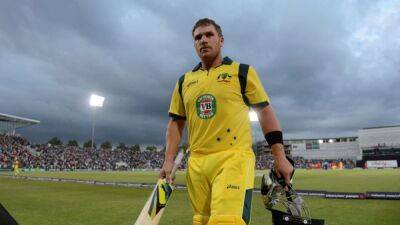 Aaron Finch - Sachin Tendulkar - First class Finch bows out in altered landscape - channelnewsasia.com - Australia - Zimbabwe - India - county Southampton