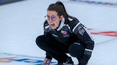 Njegovan will be able to support Team Lawes at Scotties while on pregnancy leave - cbc.ca - Canada
