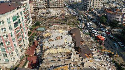 Turkey earthquakes: Travel warnings, appeals and what tourists need to know