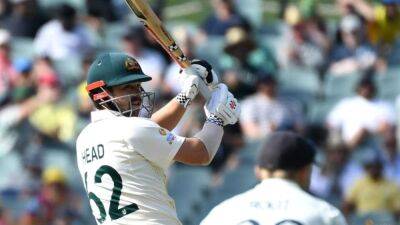 David Warner - Pat Cummins - Steve Smith - Todd Murphy - Labuschagne, Smith rebuild Australia after openers exit - channelnewsasia.com - Australia - India -  Ahmedabad -  Delhi