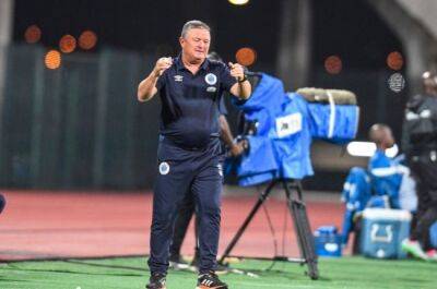 Supersport United - Nedbank Cup - Gabuza from striker to defender?: 'I'd do it again,' says Hunt after shock Nedbank Cup defeat - news24.com