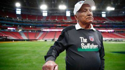 Ex-NFL groundskeeper George Toma - Super Bowl LVII field was overwatered