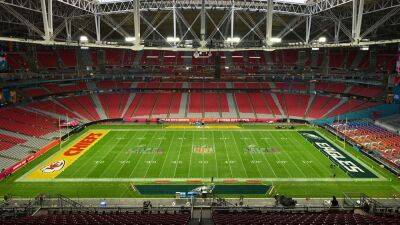 Former NFL groundskeeper believes overwatering triggered Super Bowl LVII field's issues
