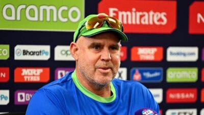 "Feel Sorry For Fans..." Matthew Hayden Criticises Indore Pitch After India's Debacle On Day 1