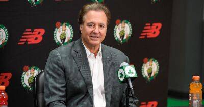 Boston Celtics co-owner Stephen Pagliuca responds to Manchester United takeover question
