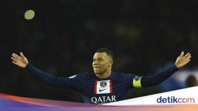 Lionel Messi - Kylian Mbappe - Rio Ferdinand - Les Parisiens - Paris Saint-Germain - Ferdinand Sarankan Mbappe ke MU biar Naik Level - sport.detik.com - Manchester