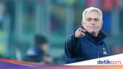 Jose Mourinho - As Roma - Banding Ditolak, Mourinho Diskors 2 Laga - sport.detik.com - Portugal -  Sanksi
