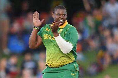 Magala, Rickelton backed in new Proteas contract group, but Phehlukwayo's fall confirmed