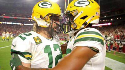 Aaron Rodgers' teammate defends Packers players amid critical tweet about recruiting star quarterback