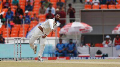 Ravichandran Ashwin's Hilarious Reaction To Cheteshwar Pujara's Bowling Leaves Everyone In Splits